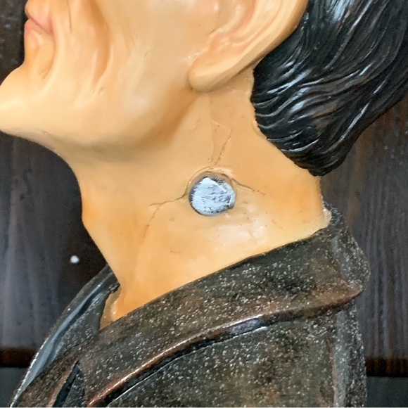 Frankenstein Bust Light Up Halloween Decor - Picture 10 of 14